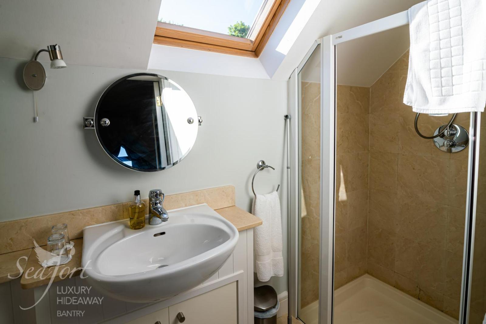 Seafort Luxury Hideaway Бантри Екстериор снимка